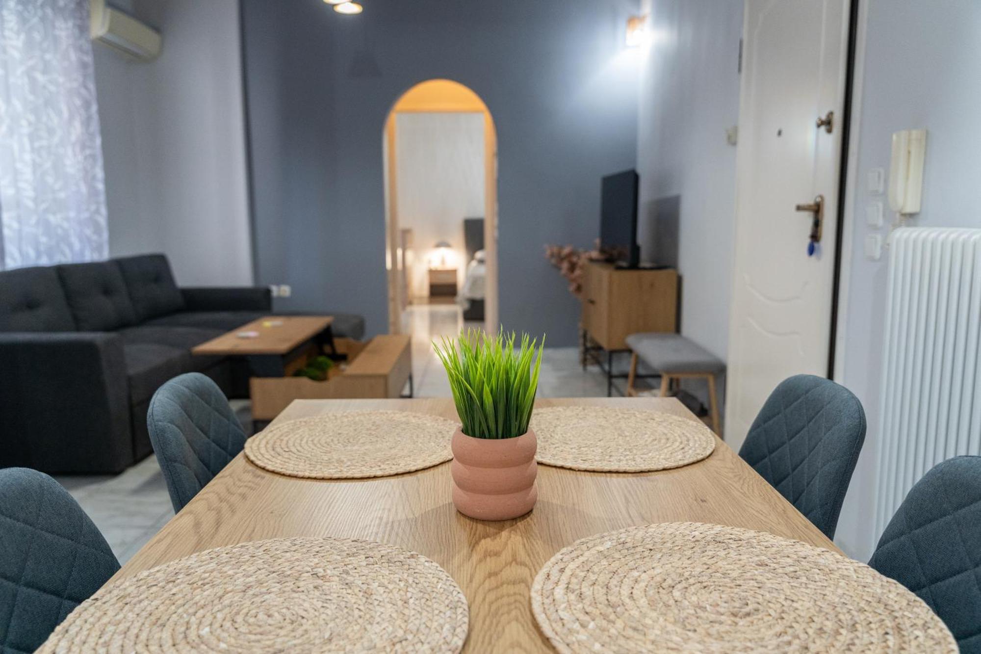 Ninas Central Apartment كافالا المظهر الخارجي الصورة